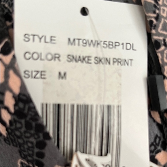 Bobeau SNAKE SKIN PRINT  Blouse - Picture 3 of 13